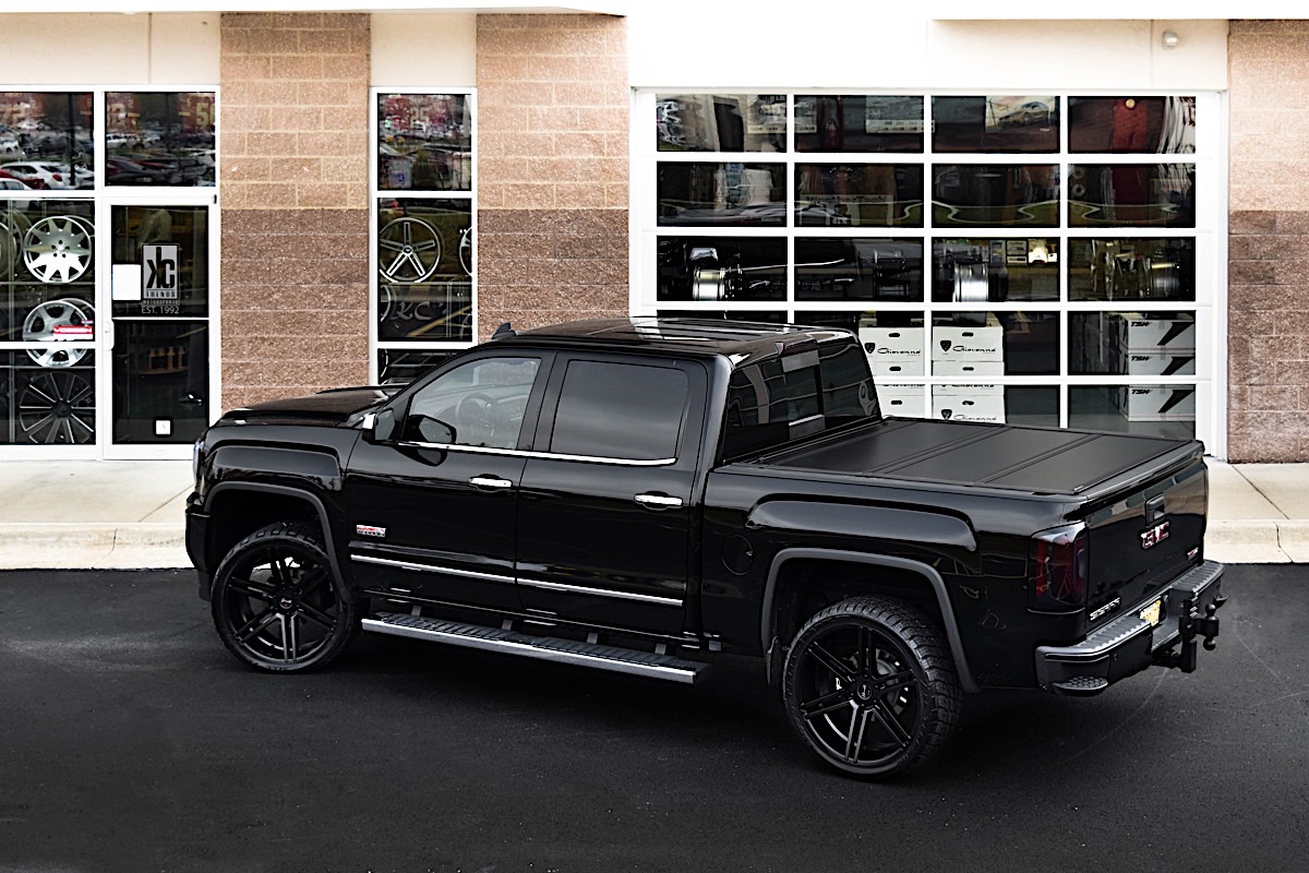 GMC Sierra 1500 with Gianelle Design Bologna